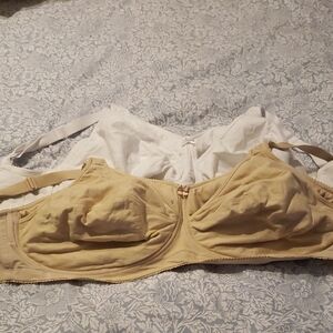 Bundle/Lot of 2 Elila 38K Cotton Cup Nursing Maternity Bras 1613 Tan and White